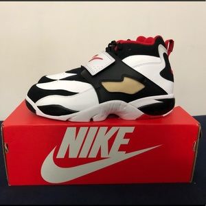 Men’s Nike Air Diamond Turf sz 10.5